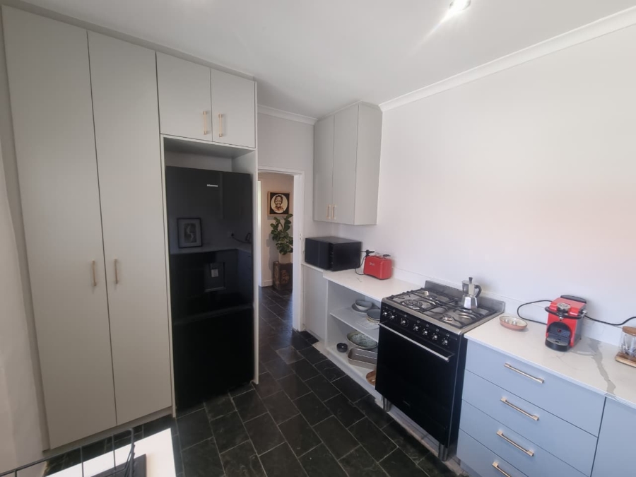 To Let 2 Bedroom Property for Rent in Tamboerskloof Western Cape